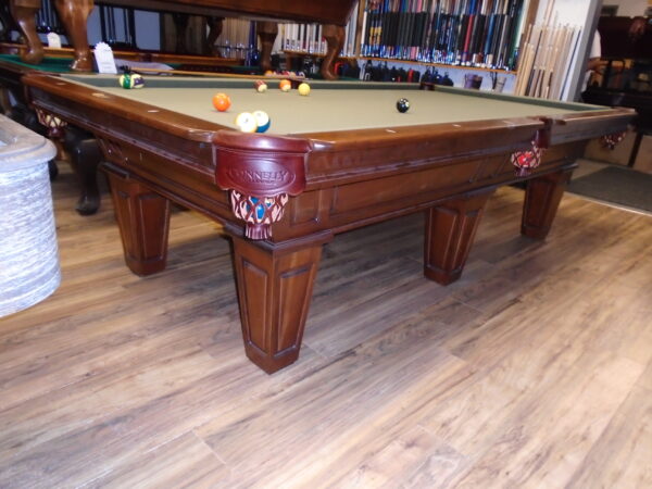 9' Connelly Cochise Pool Table